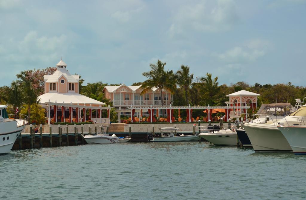 Hope Town Inn & Marina Exterior photo